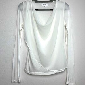 White top Velvet by Graham & Spencer
